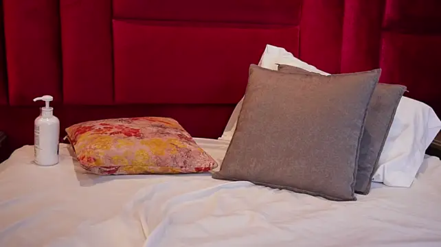 LucianaBlanco_ - DP Blowjob