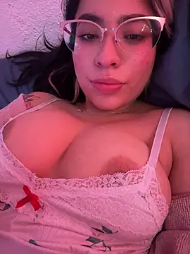 SelinaKyle001 - Masturbate (5min)