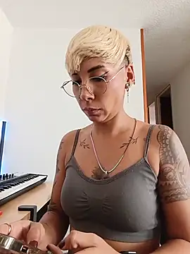 MiaMorgan_ - SHOW ASS