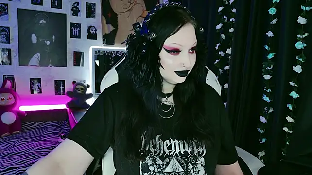 Kitty_goth - TOPLESS BLOWJOB and Cum to face