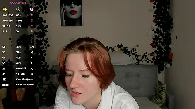 LallyLally_ - oil show