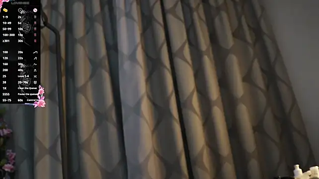 Vicki_Turner - take off the top