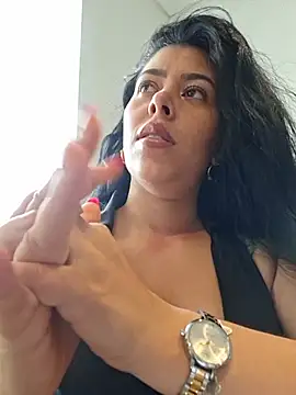 Luianna - Oil show and bouncing ass