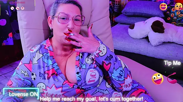 YOUR_MATURE_FANTASY - make me feel you