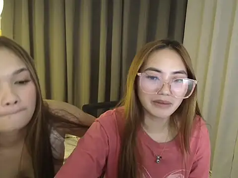 Sexybabedine - naked squirt