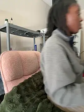 Thechocolatepeach - 2 fingers + 1 shot