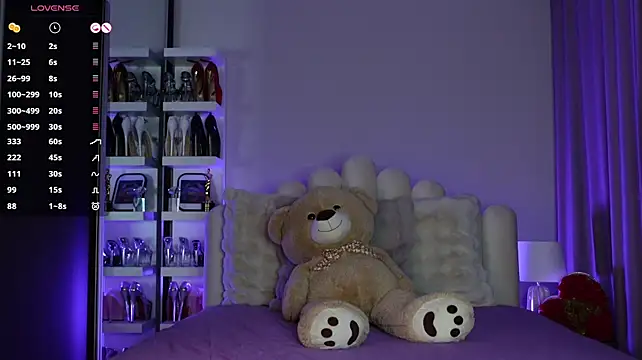 Angela_Myst - massage boobies with oil in your face😈