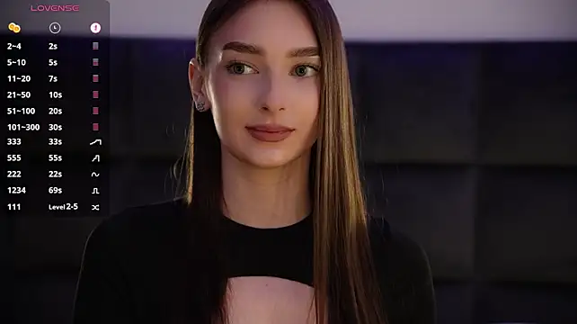 GoldieHarrington - bend over close to cam + spank ass 4x