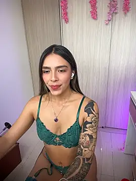 Callme_Mich - Tease my nipples + saliva🔥