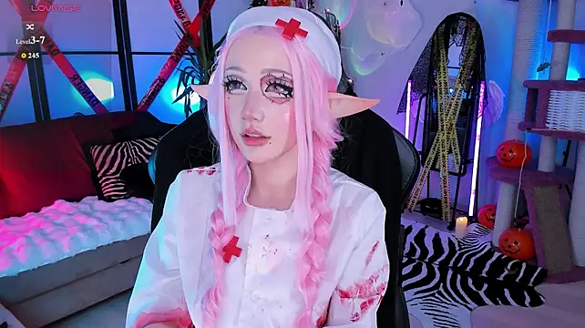 MilkyCute - TEASING IN LINGERIE