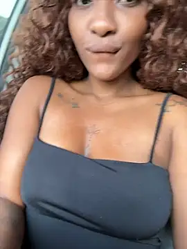 Angel_preta - Tammy tomando na bucetinha