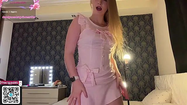 Jenny_Skinner20 - doggy position💞