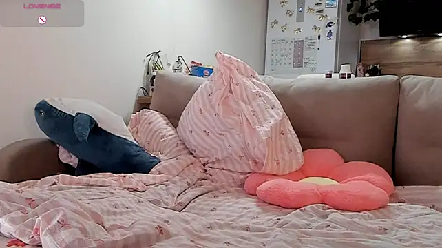 Hot__K - wet my shirt