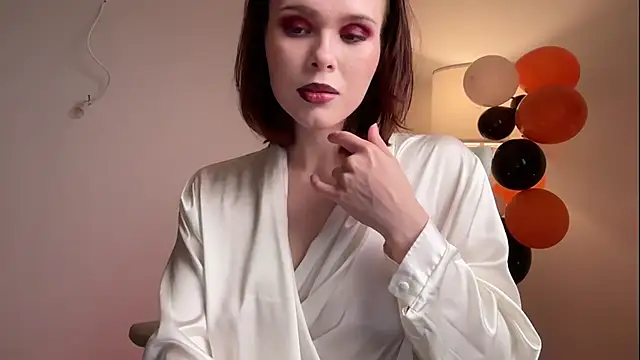 Stacyluxxe - sweet tits tease (っ´ཀ`)っ ( • )( • )