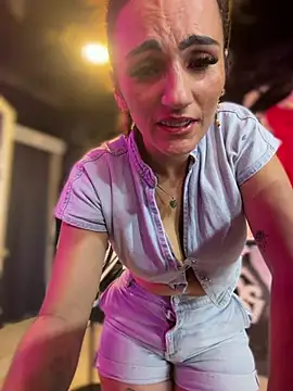 Samantha_bigboobs - Fingers in my pussy in the dressing