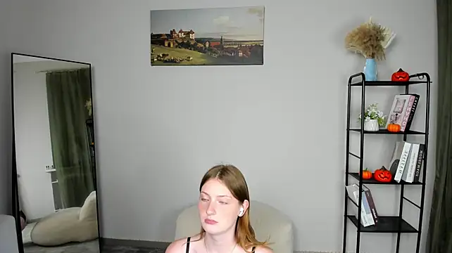 ShantaeClaybourn - Up bra and pinch nipples