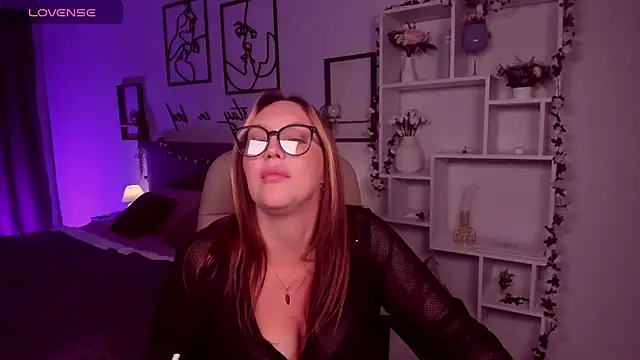 EvieMagical - boob show