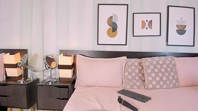Lexis_Walker - squeeze boot