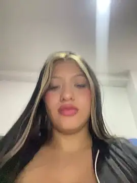 Estefanii- - RIDE DILDO IN DOGGY+ SQUIRT [ticket] 🍆