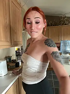 ThornsandHoney - Take off pants