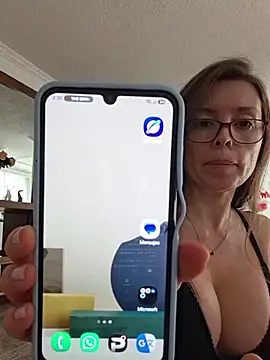 Karina_warthon - Spread my pussy