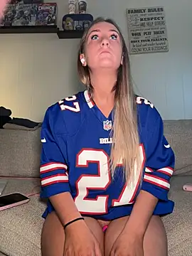 PrettyLilTwinkles - Finger ass