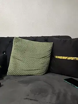 Emi_RoseMaus - Öl show🔥🫦