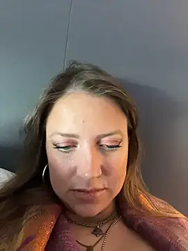 Molly_witha_chance - Put in new buttplug