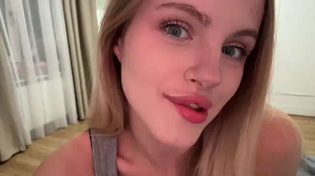 UnwedGrist - Slow shoulder and collarbone tease
