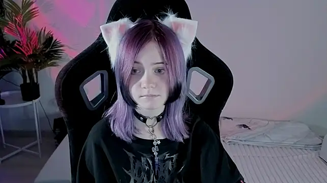 Hikkacat - hip tease (=^ ◡ ^=)