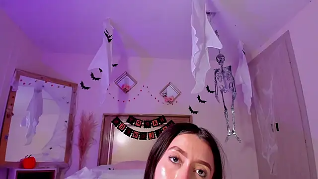 Mara_Galle - CUMMING IN UR FACE