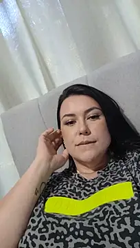 Casalsegredosa2 - Peladinha