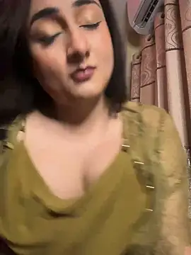 Tanisha_Silky - Romantic fee Dance