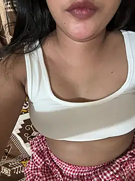 Heena-khan-12 - Boobs show and face show