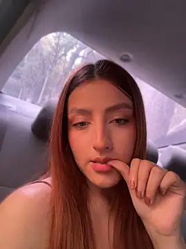 Anavi_ - Show Tits in the Uber 5min