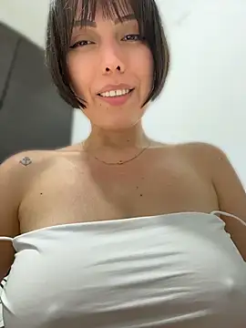 Emmahere - Make me wet 🤤