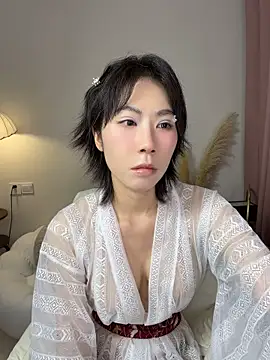 Nanako99 - 小粉插入5分钟