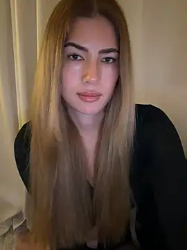 ClaireBree - Last tipper wins 5 lesbian porns