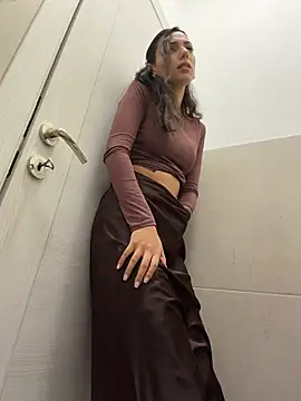 -_MiaQueen_- - Finger pussy open door 🤯