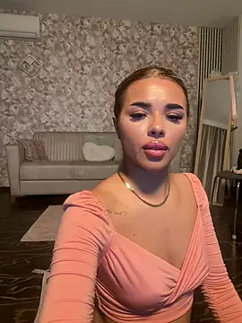 SofiBellini - Oil show with my stepsis