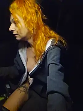 FreyaFucksFans - 🐶DOGGY POS OUTSIDE SLAP ASS+BARK X3
