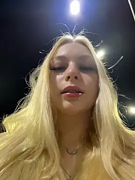 AngelinaTous