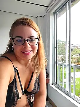MilfLuna - Dildo in My little pussy