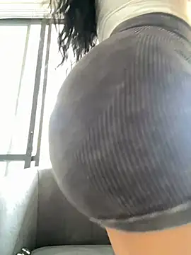 FOX_LATINA - Undress me on the balcony😈🤫🤫🤫