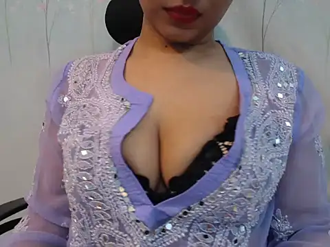 Naughty_stripqueen - tops off :inlove:
