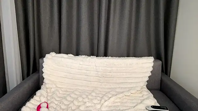 DannaCelisss - play with tits