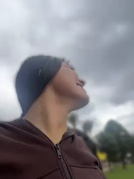Jouse_hoffman_ - Flash tits in street x2