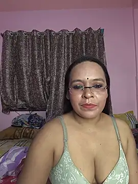 Naughtymia06 - Boobs press