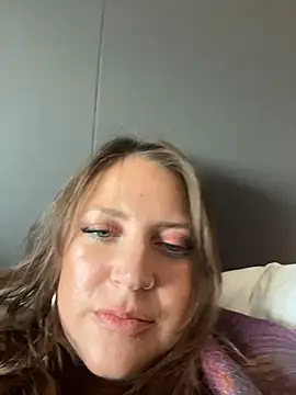 Molly_witha_chance - Put in new buttplug
