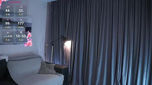 IsaStoots - Rub my tight pussy